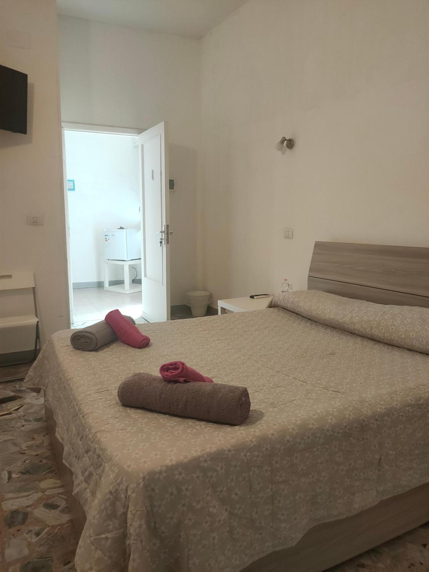 Catania Airport Room Bagno Privato In Camera Εξωτερικό φωτογραφία